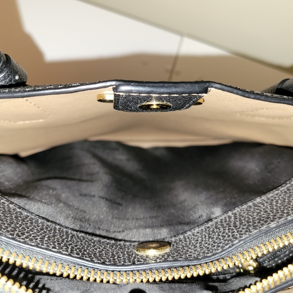 Michael Kors | Mercer Large Leather Dome Satchel, Black - Picture 10 of 16
